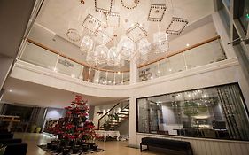 Almont City Hotel